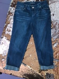 Maurices Size Women's 9/10 Capris☆